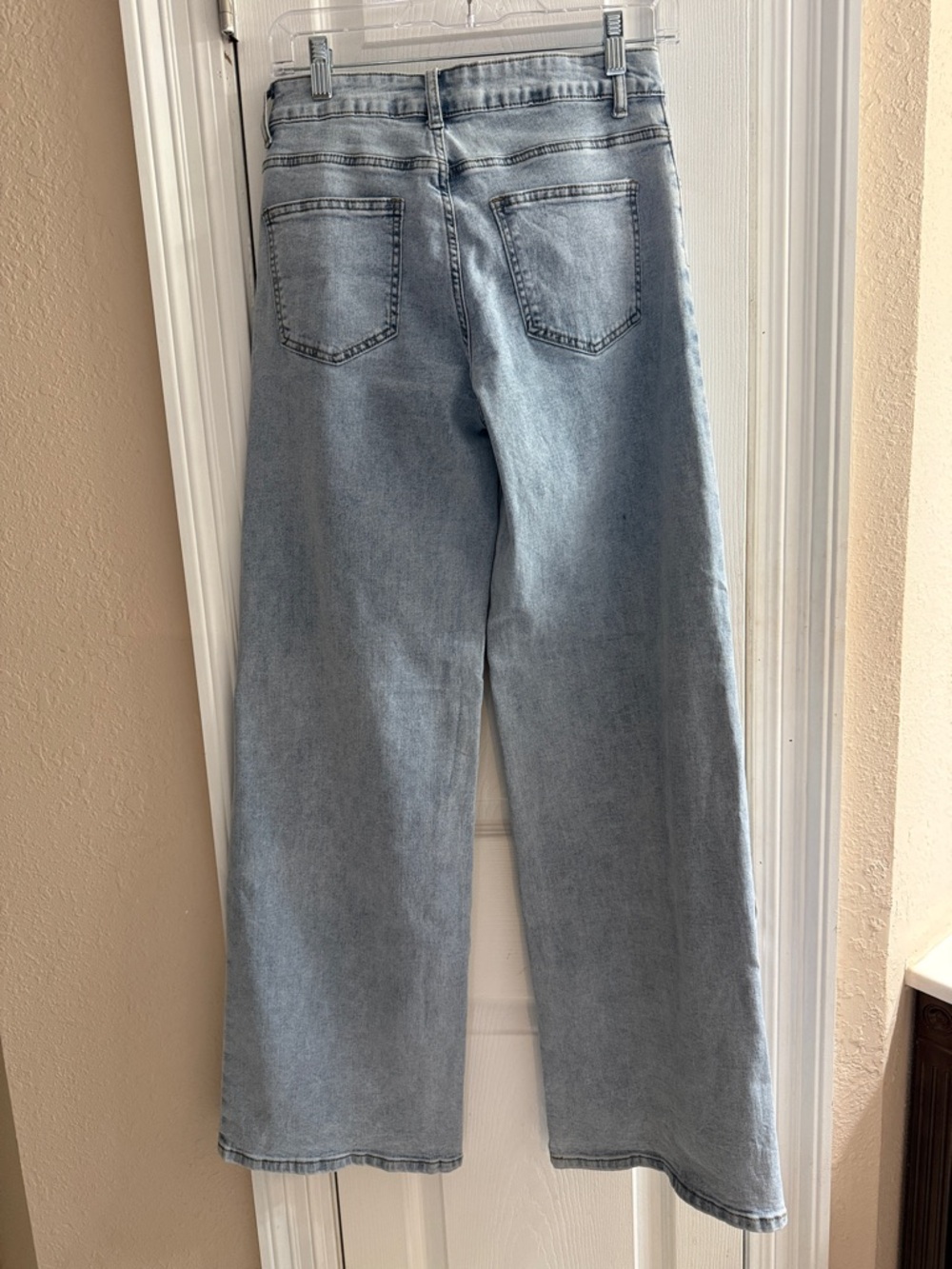 Rhinestones and Pearls Size Small Light Blue Women’s Jeans - Picture 4 of 4